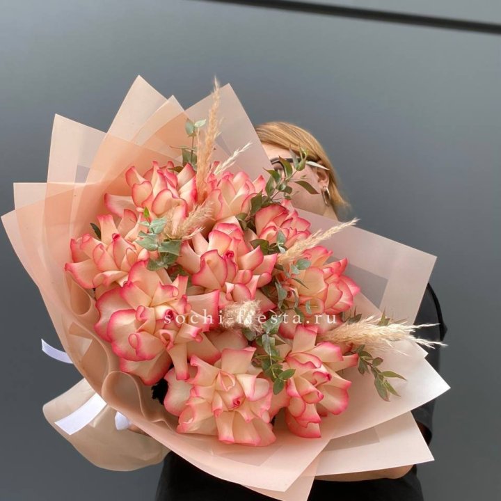 9 Французских роз Джумилия  в Челябинске