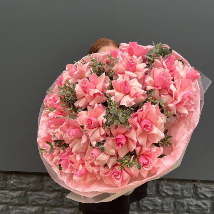  25 розовых французских роз в Челябинске