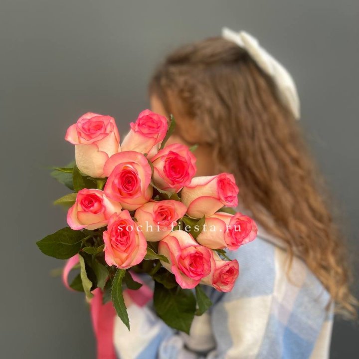 11 роз "Джумилия" в Челябинске