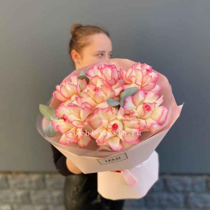 7 французских роз Джумилия в Челябинске