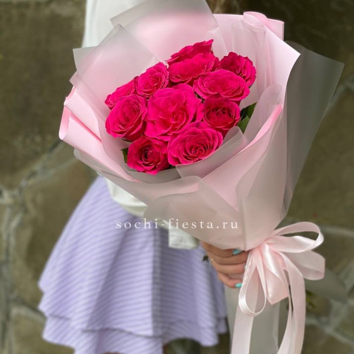 Букет алых роз в Челябинске