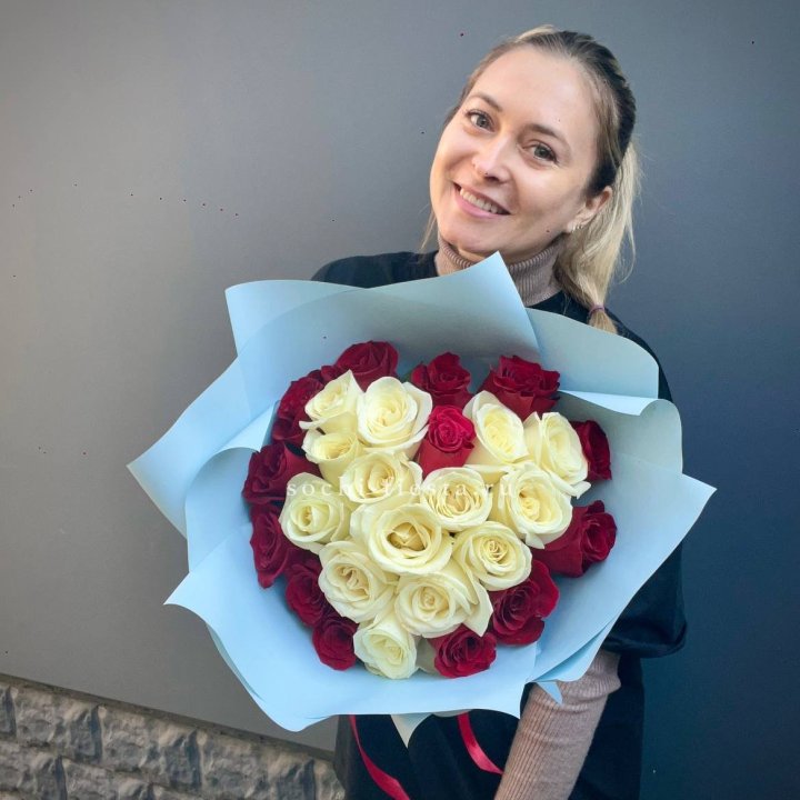 27 роз "Сердце" в Челябинске