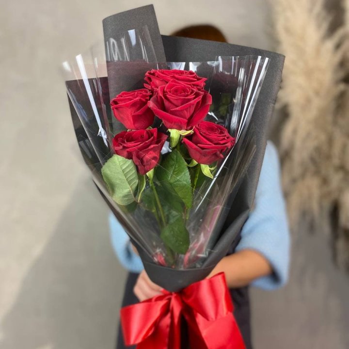 5 роз ред наоми в Челябинске