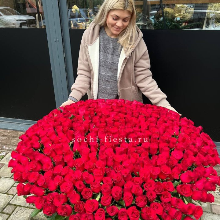 501 красная роза в корзине в Челябинске