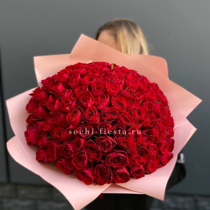 101 роза мадам ред в Челябинске