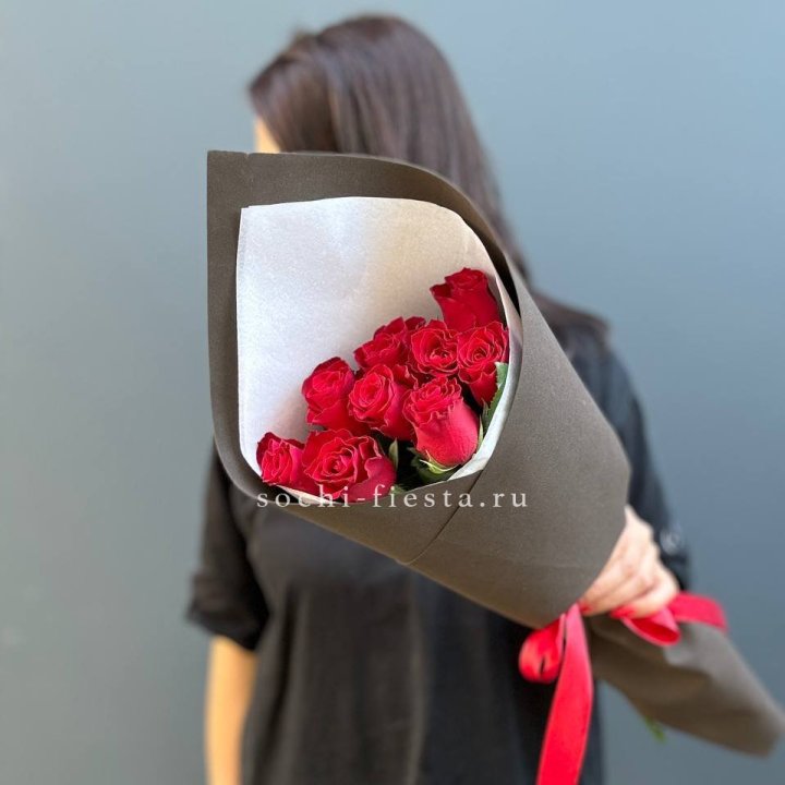 9 красных роз в фоамиране в Челябинске