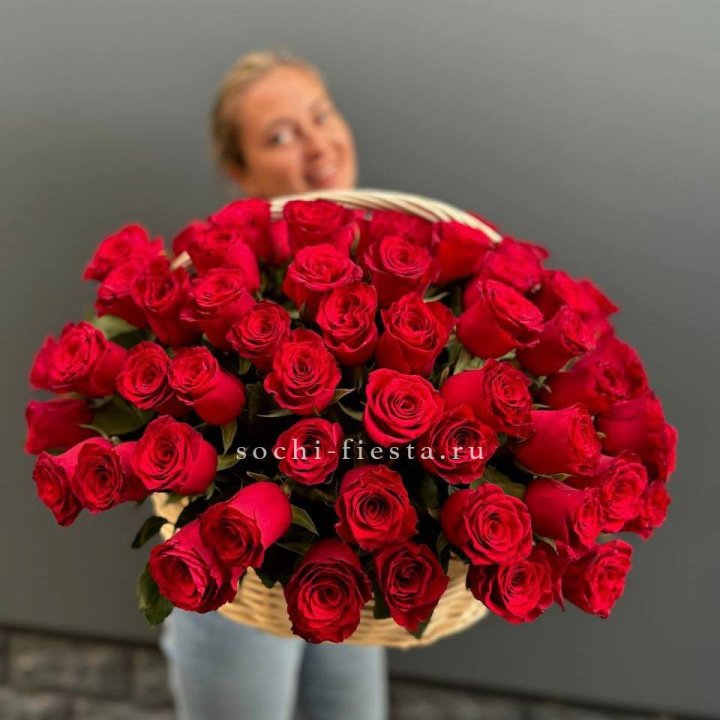 101 красная роза в корзине   в Челябинске