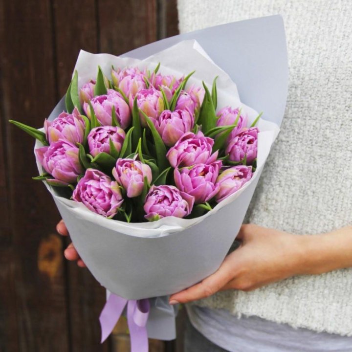 Букет пионовидных тюльпанов в Челябинске
