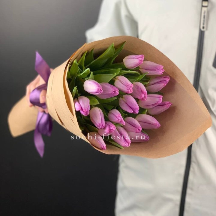 19 розовых  тюльпанов в Челябинске