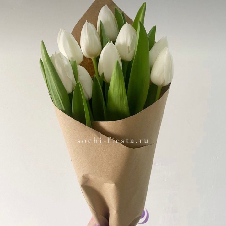 Букет белых тюльпанов в Челябинске