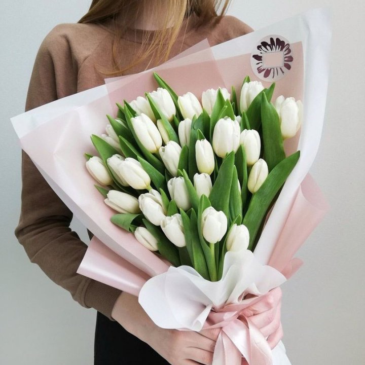 Букет белых тюльпанов "Моника" в Челябинске