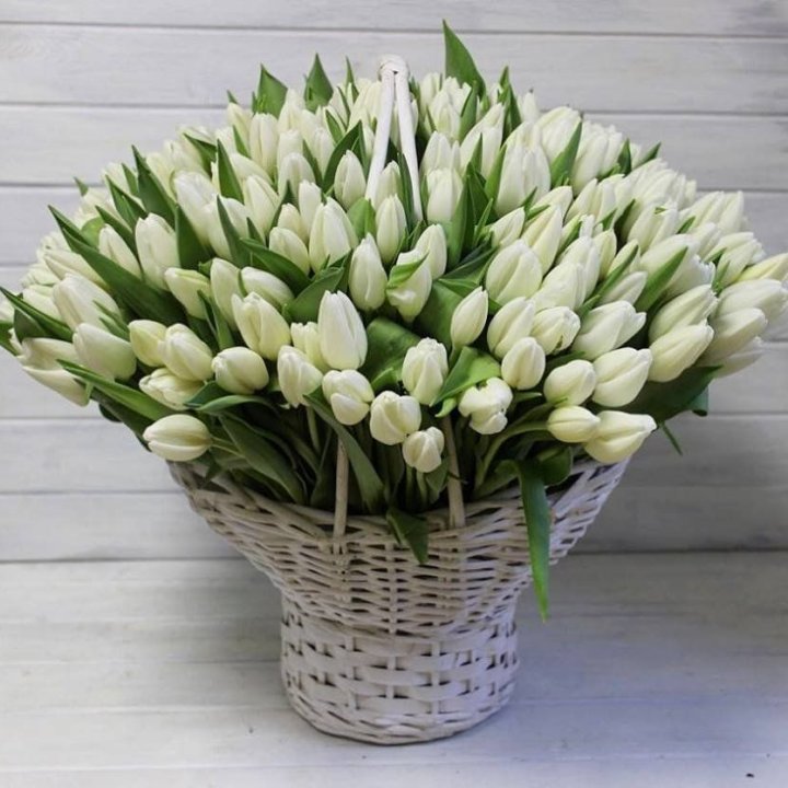 Корзина из 151 тюльпана в Челябинске
