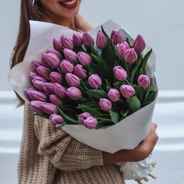 39 сиреневых тюльпанов в Челябинске