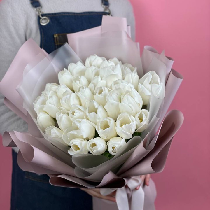 Букет белых тюльпанов "Пур-пур" в Челябинске