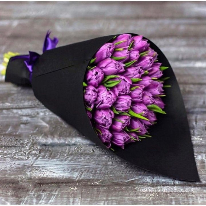 Пионовидные тюльпаны блэк в Челябинске